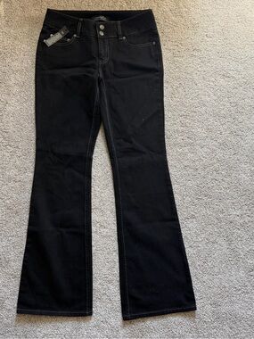 Y2K Women’s London Fog  Low Rise Flare Jeans Black Size 8